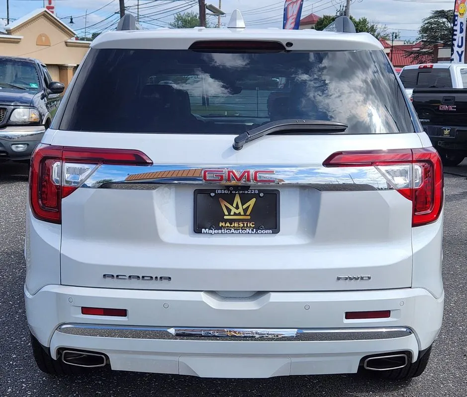 More photos of 2022 GMC Acadia AWD Denali at Torresdale Ave, PA