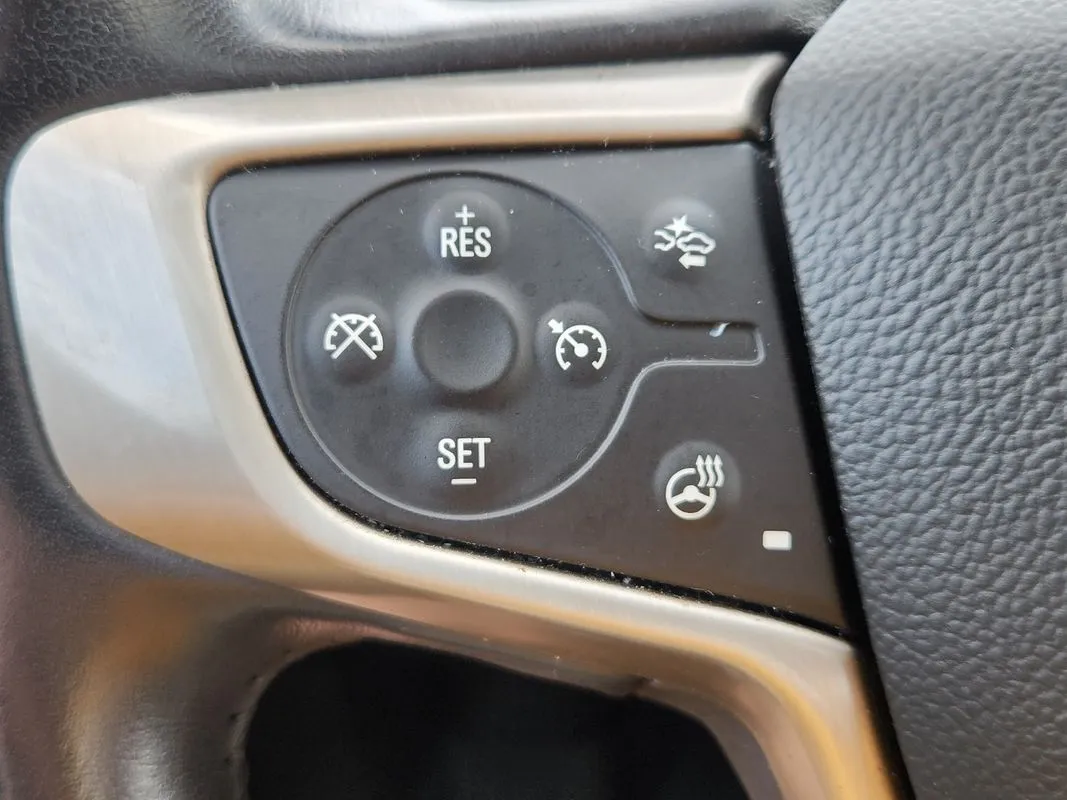 GMC Acadia photo 19