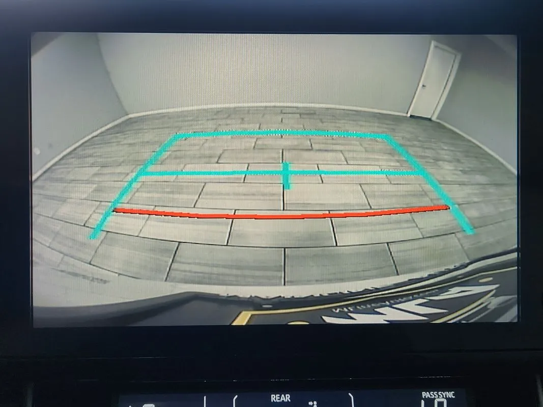 Toyota Sienna photo 23