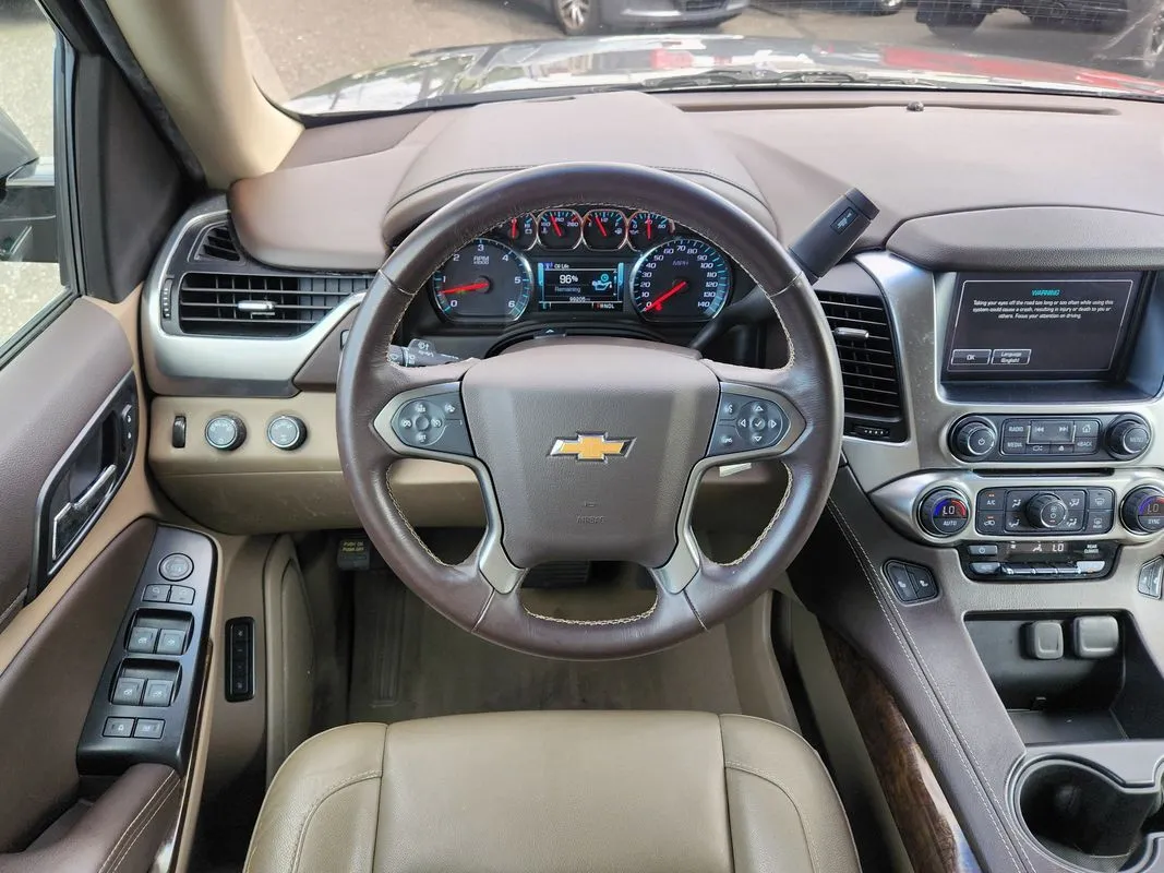 Chevrolet Tahoe photo 17