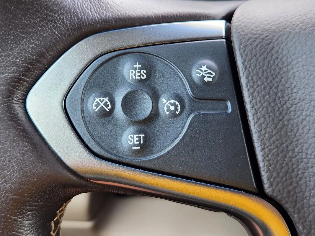 Chevrolet Tahoe photo 18