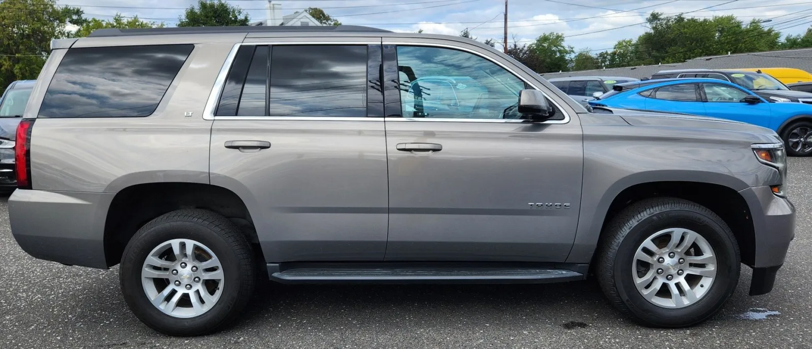 Chevrolet Tahoe photo 6