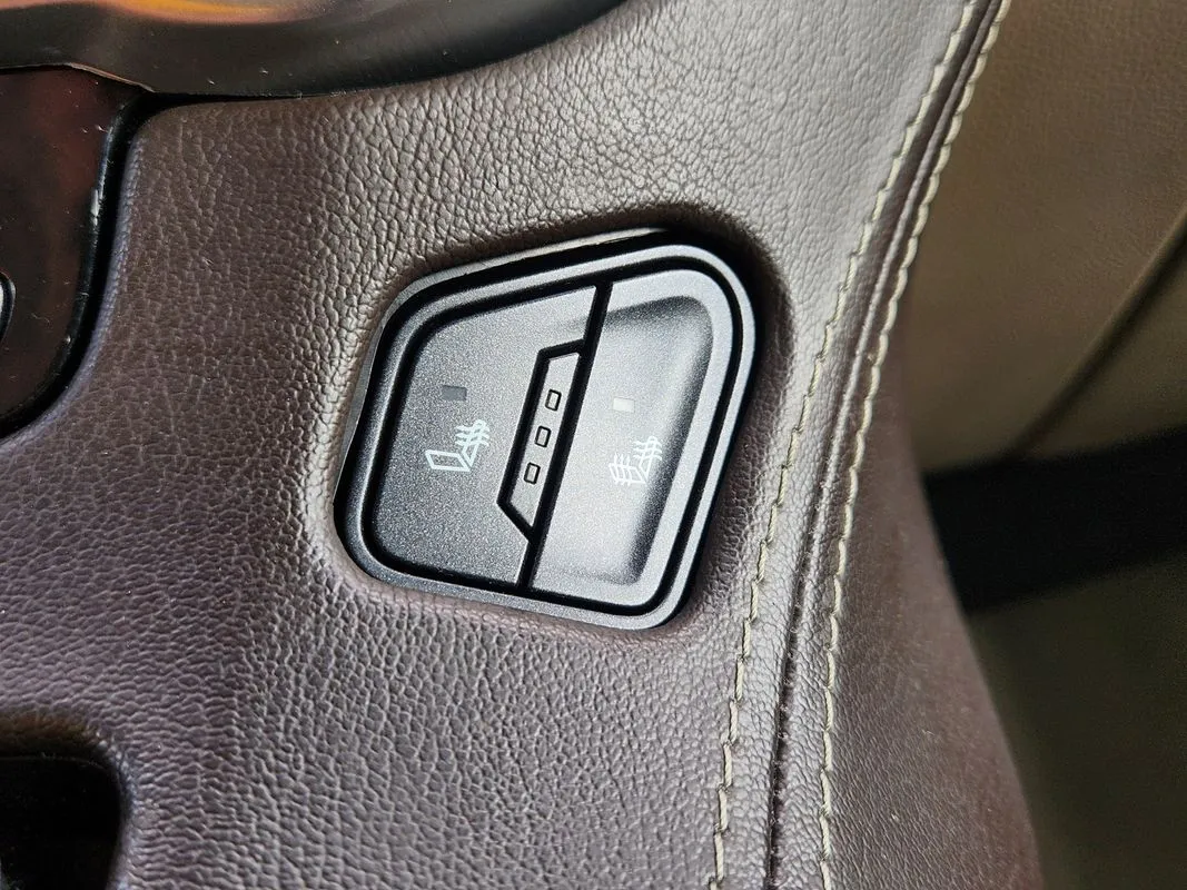 Chevrolet Tahoe photo 25
