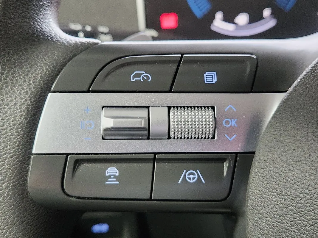 Hyundai Sonata photo 17