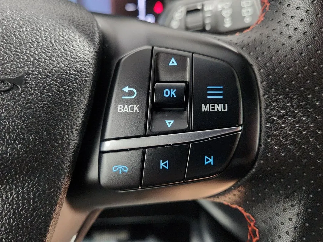Ford Escape photo 17