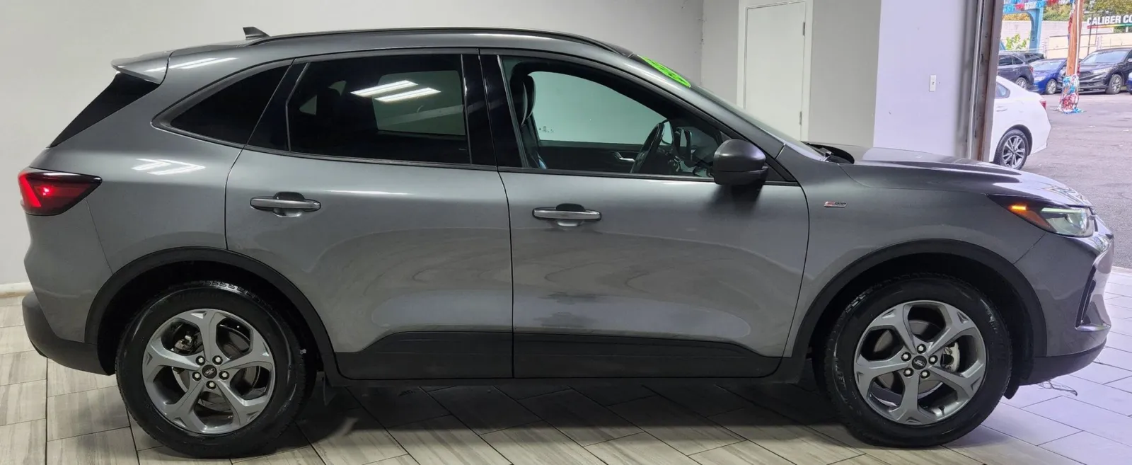 Ford Escape photo 6