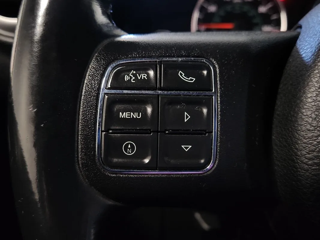Jeep Wrangler photo 16