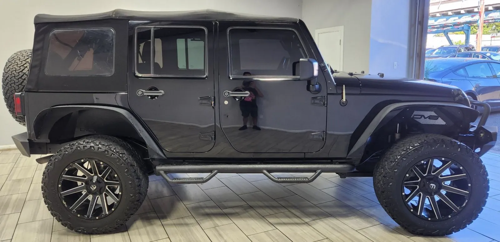 Jeep Wrangler photo 6