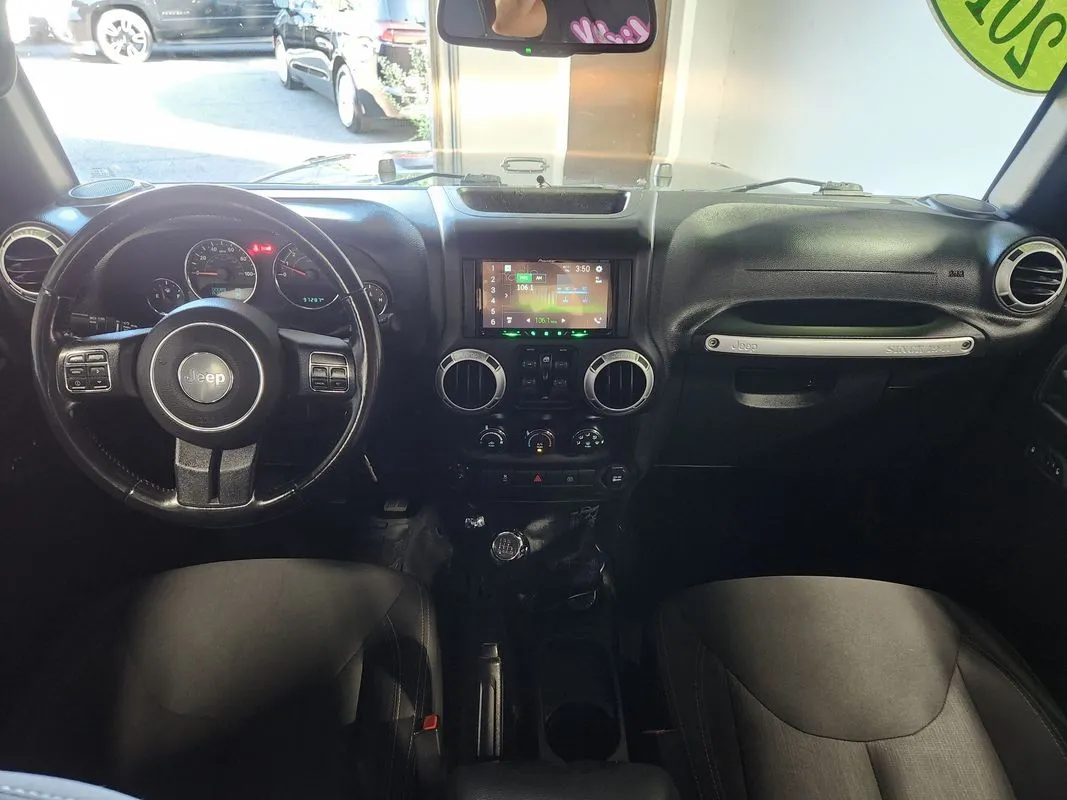 Jeep Wrangler photo 15