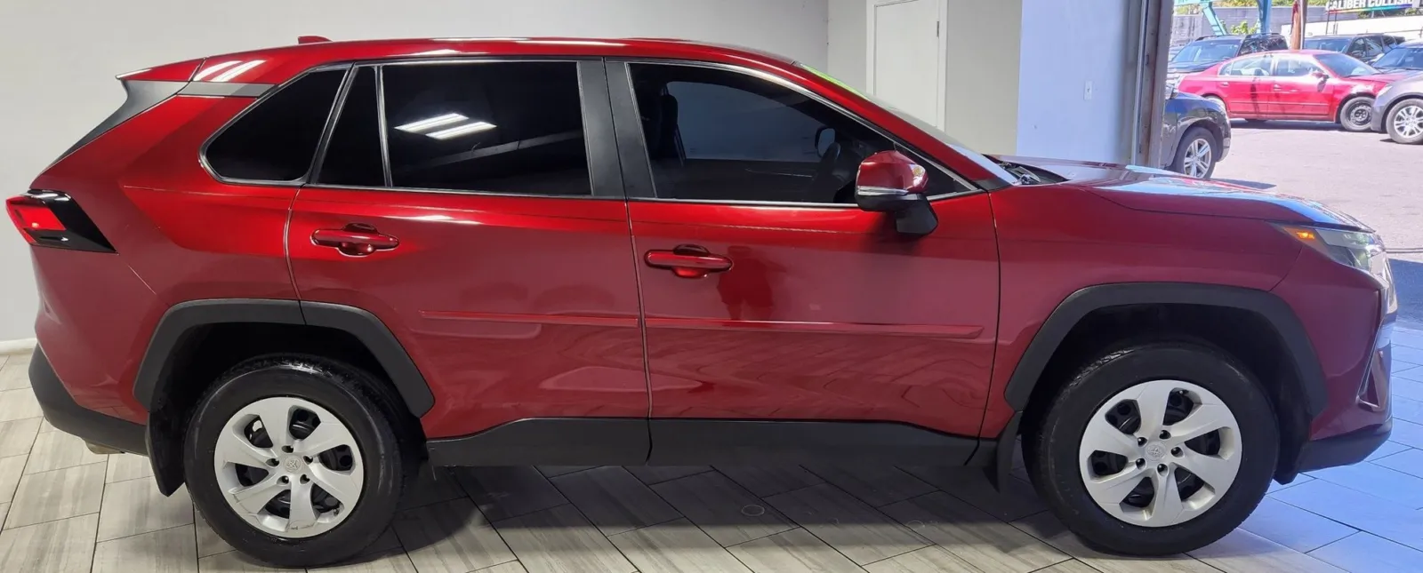 Toyota RAV4 photo 6