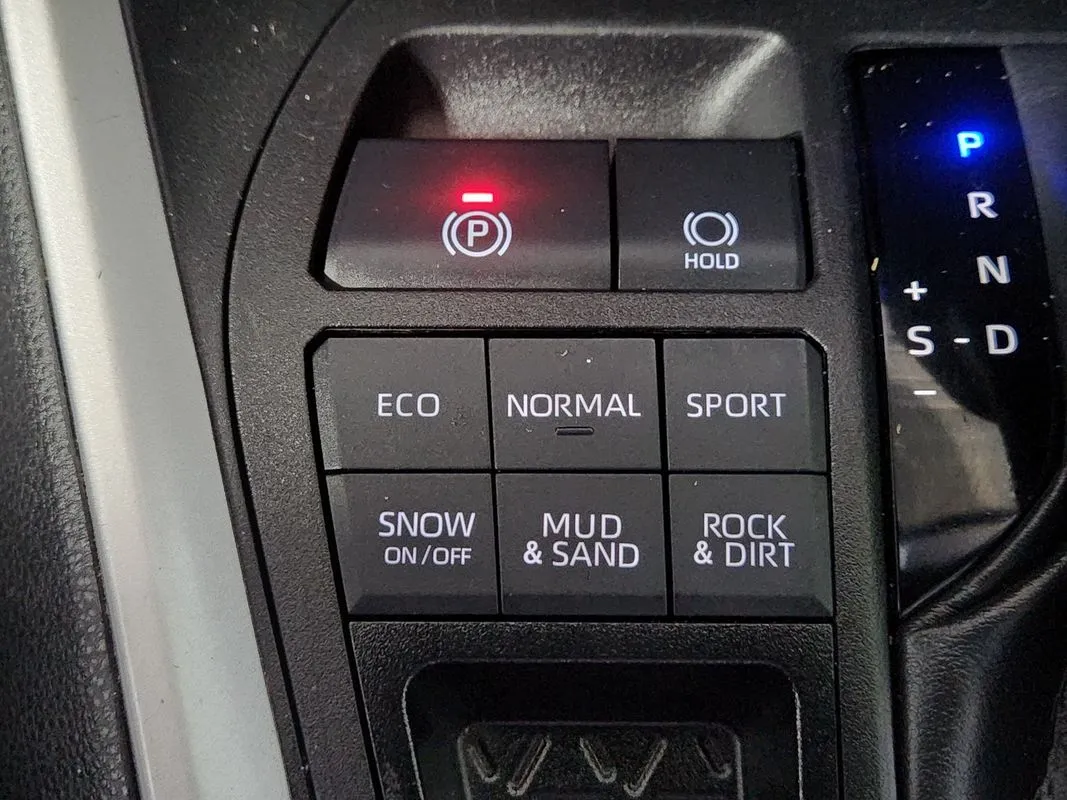 Toyota RAV4 photo 22