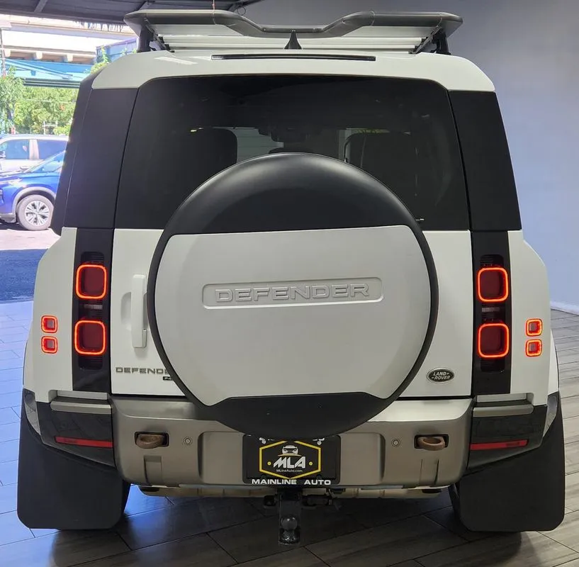 More photos of 2022 Land Rover Defender 110 X-Dynamic HSE at Torresdale Ave, PA