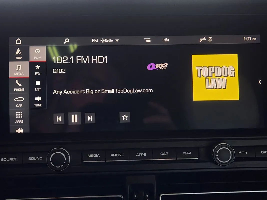 Porsche Macan photo 23