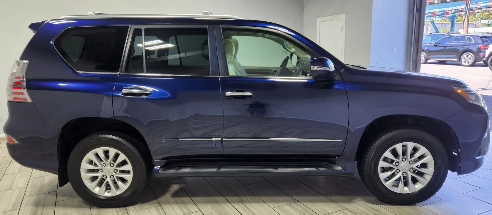 Lexus GX photo 6