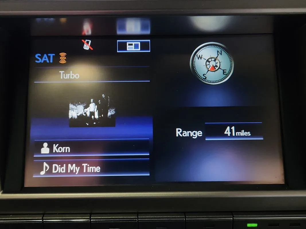 Lexus GX photo 23