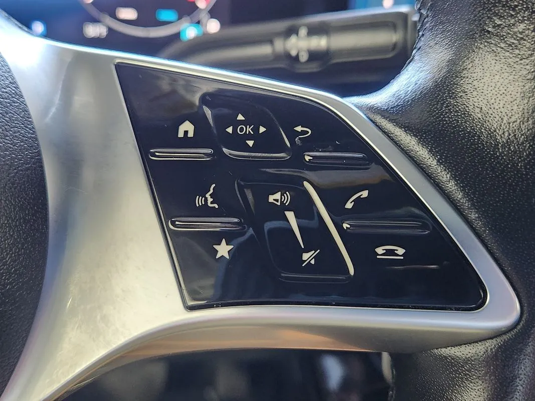 Mercedes-Benz CLA 250 photo 18