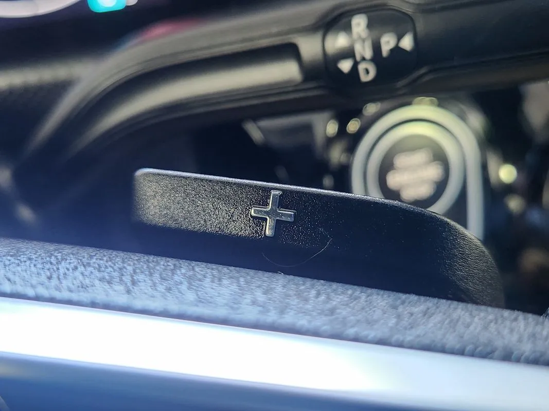 Mercedes-Benz CLA 250 photo 19