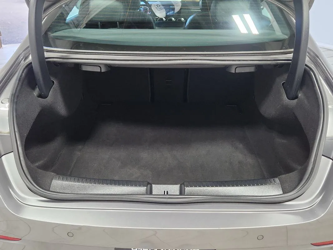 Mercedes-Benz CLA 250 photo 14