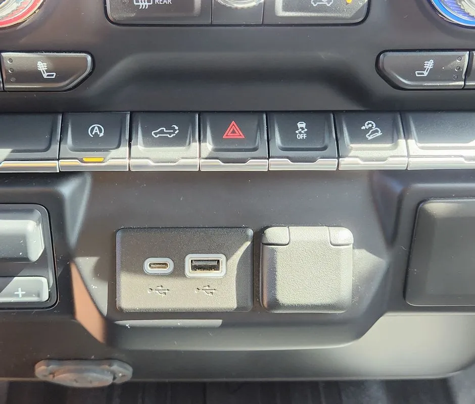 GMC Sierra photo 19