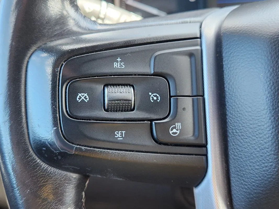 GMC Sierra photo 16