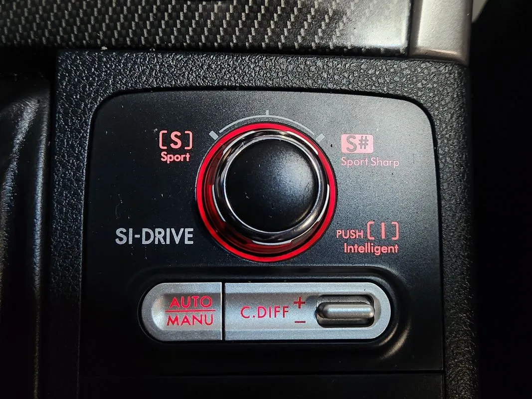 Subaru WRX photo 19