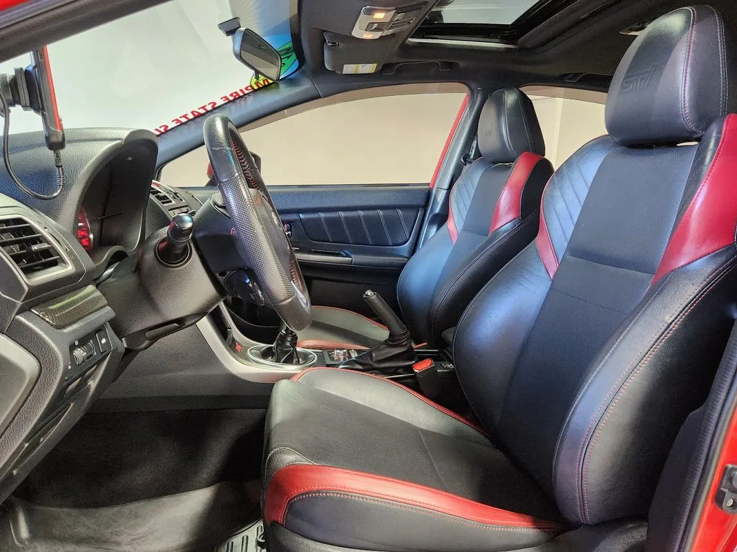 Subaru WRX photo 11