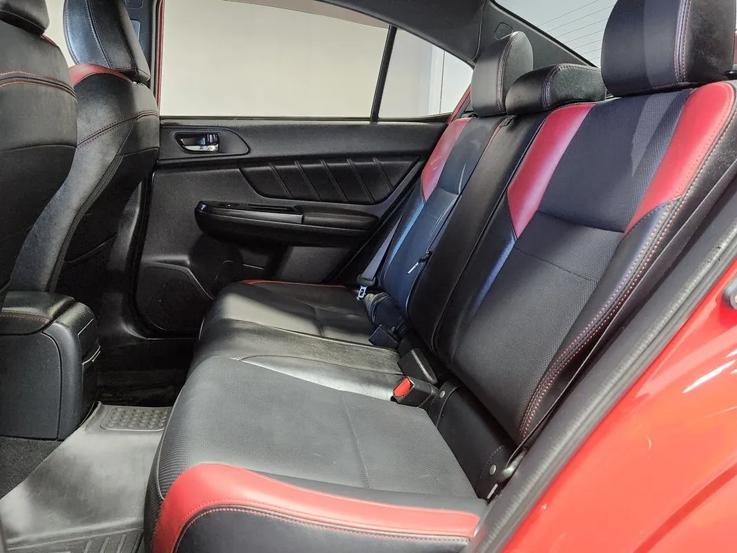 Subaru WRX photo 13
