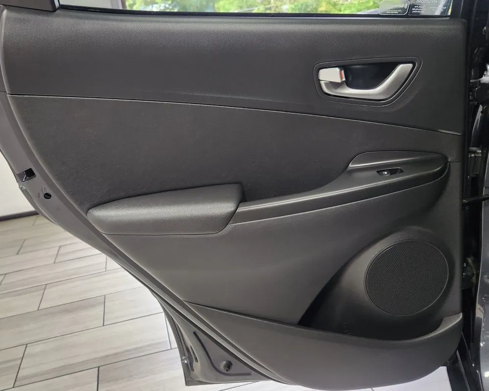 Hyundai Kona photo 12
