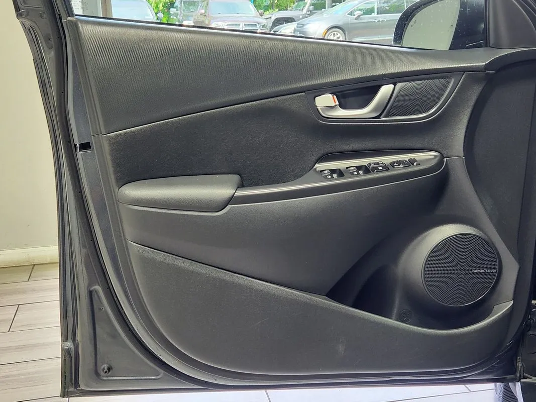 Hyundai Kona photo 10