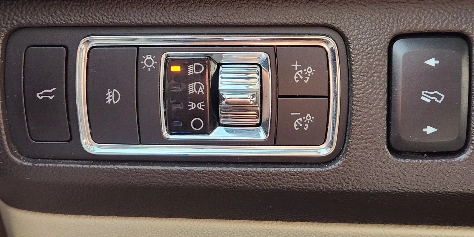 Lincoln Navigator photo 23