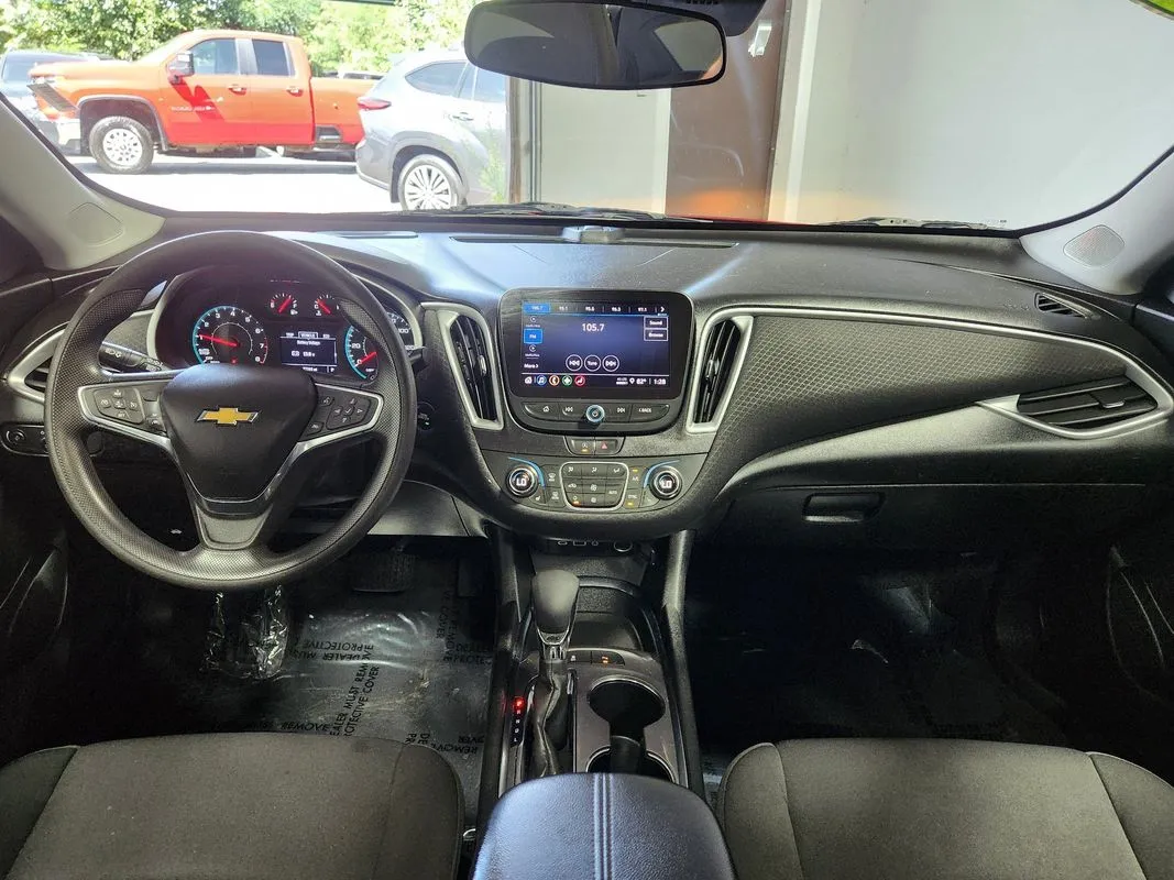 Chevrolet Malibu photo 16