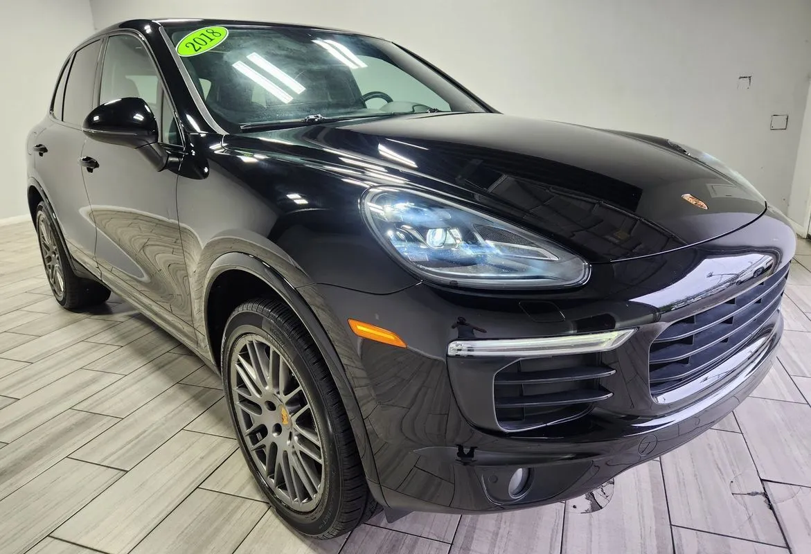 Porsche Cayenne photo 7
