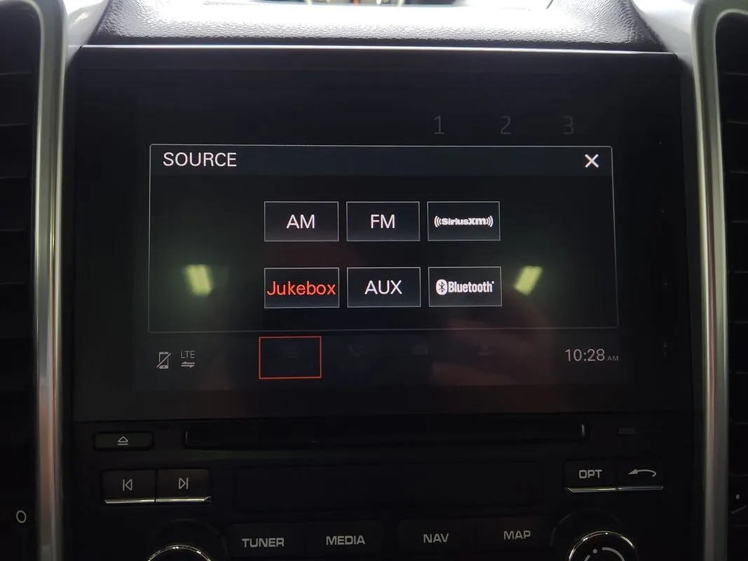 Porsche Cayenne photo 25