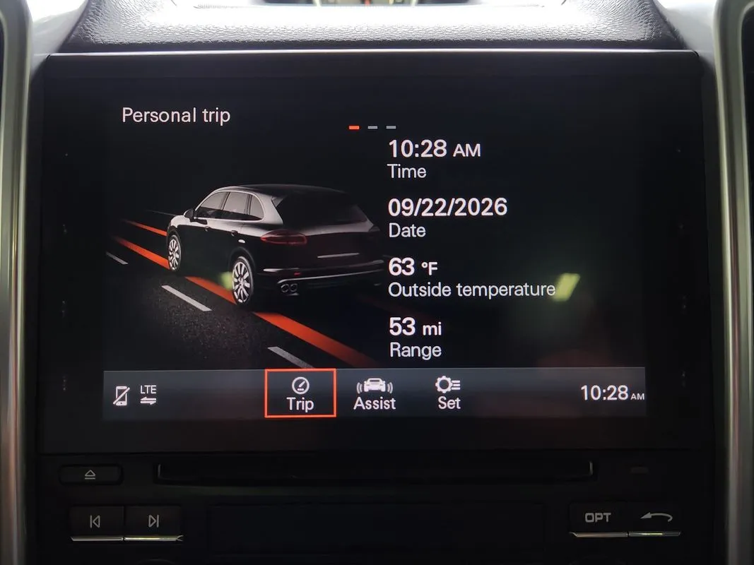 Porsche Cayenne photo 22