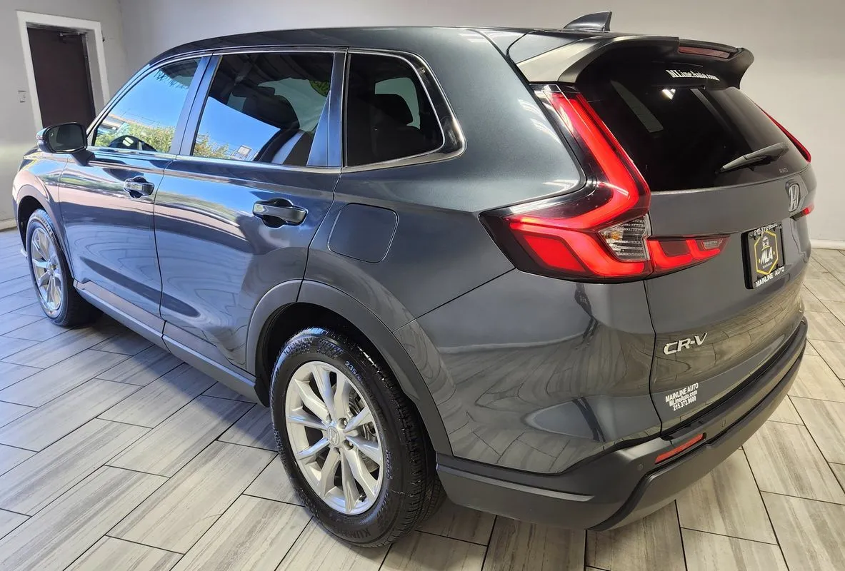 Another view of 2023 Honda CR-V EX-L AWD for sale in Philadelphia, PA at Torresdale Ave