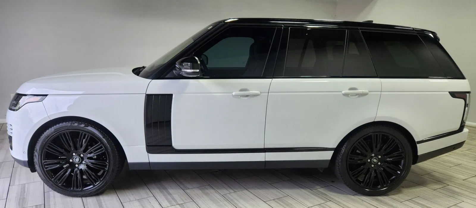 Photos of 2022 Land Rover Range Rover Westminster for sale in Philadelphia, PA at Torresdale Ave