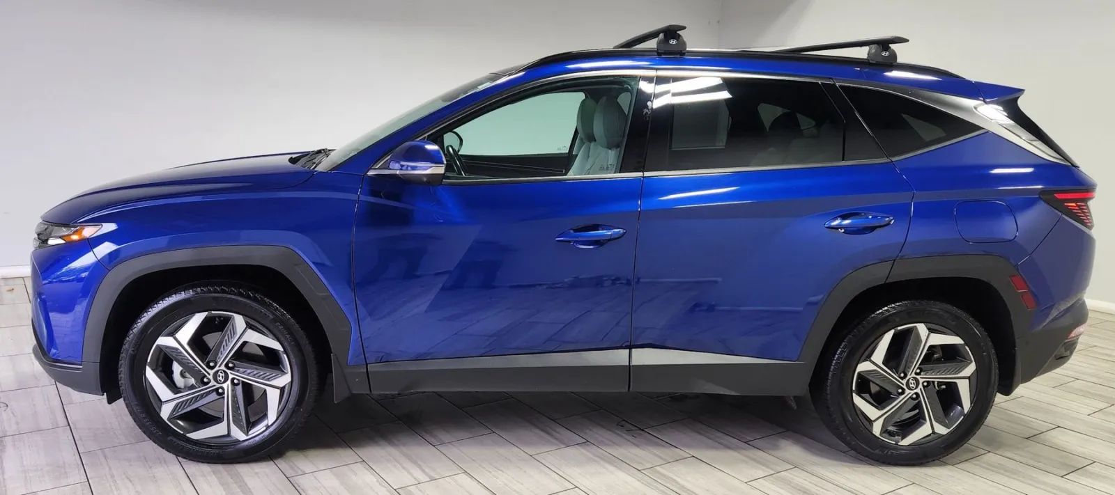 Photos of 2023 Hyundai Tucson Limited for sale in Philadelphia, PA at Torresdale Ave