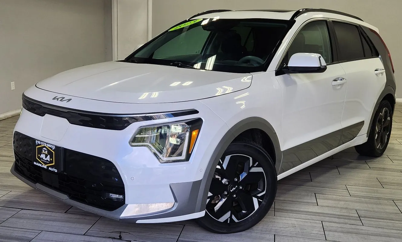 White 2023 Kia Niro EV Wave for sale in Philadelphia, PA