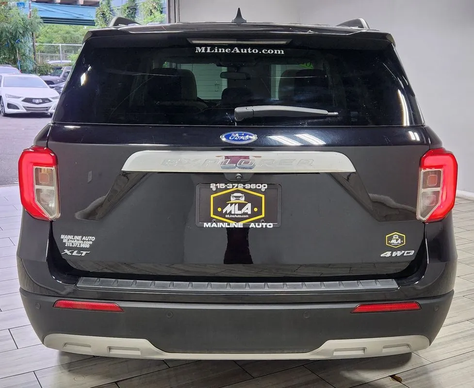 More photos of 2023 Ford Explorer XLT at Torresdale Ave, PA