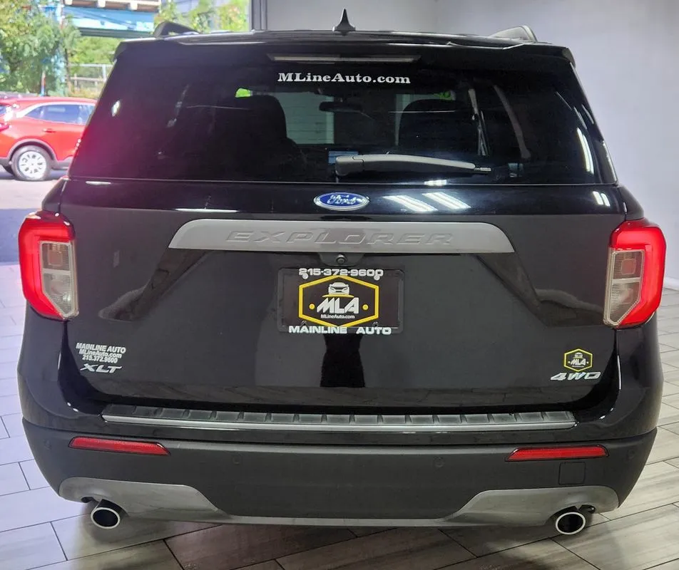 More photos of 2023 Ford Explorer XLT at Torresdale Ave, PA