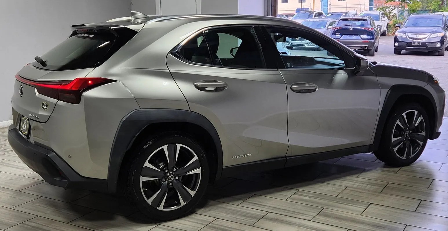 More photos of 2019 Lexus UX 250h F SPORT at Torresdale Ave, PA