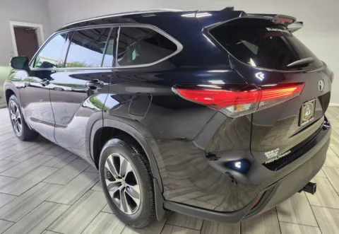Another view of 2021 Toyota Highlander XLE for sale in Philadelphia, PA at Torresdale Ave