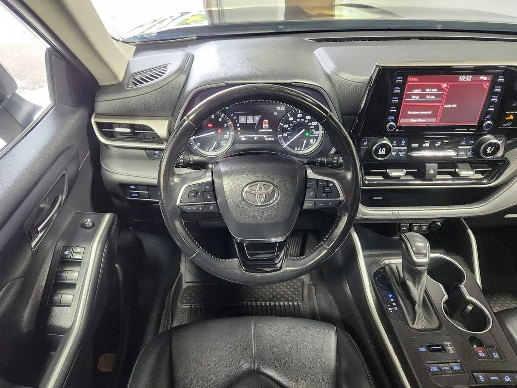 Toyota Highlander photo 18