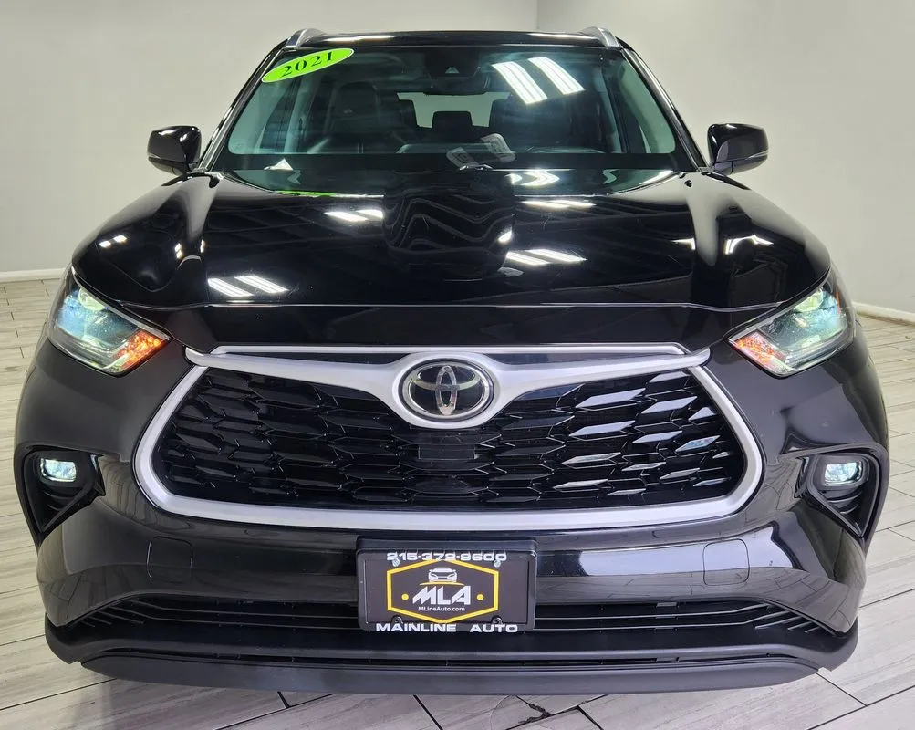 Toyota Highlander photo 8