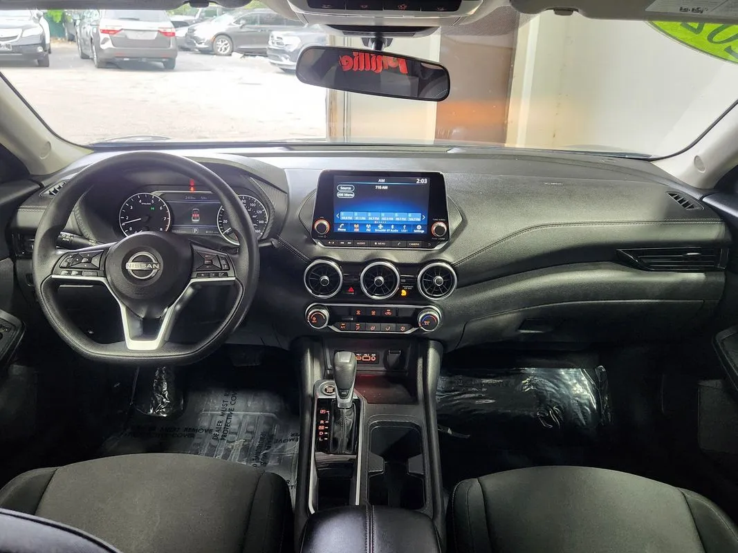 Nissan Sentra photo 15
