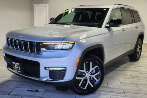 Silver 2024 Jeep Grand Cherokee L Limited 4x4 for sale in Philadelphia, PA