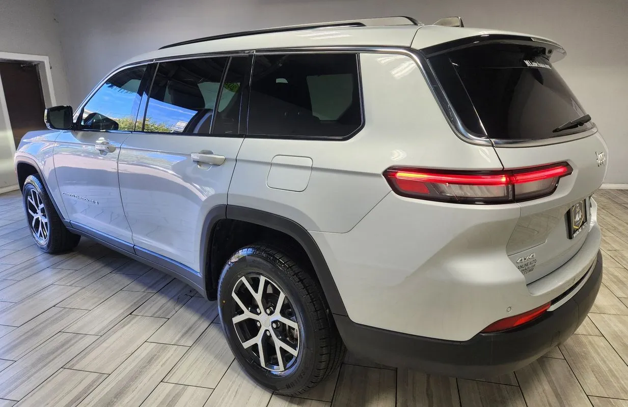 Another view of 2024 Jeep Grand Cherokee L Limited 4x4 for sale in Philadelphia, PA at Torresdale Ave