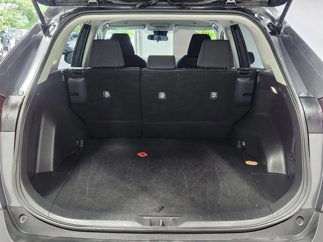 Toyota RAV4 photo 14