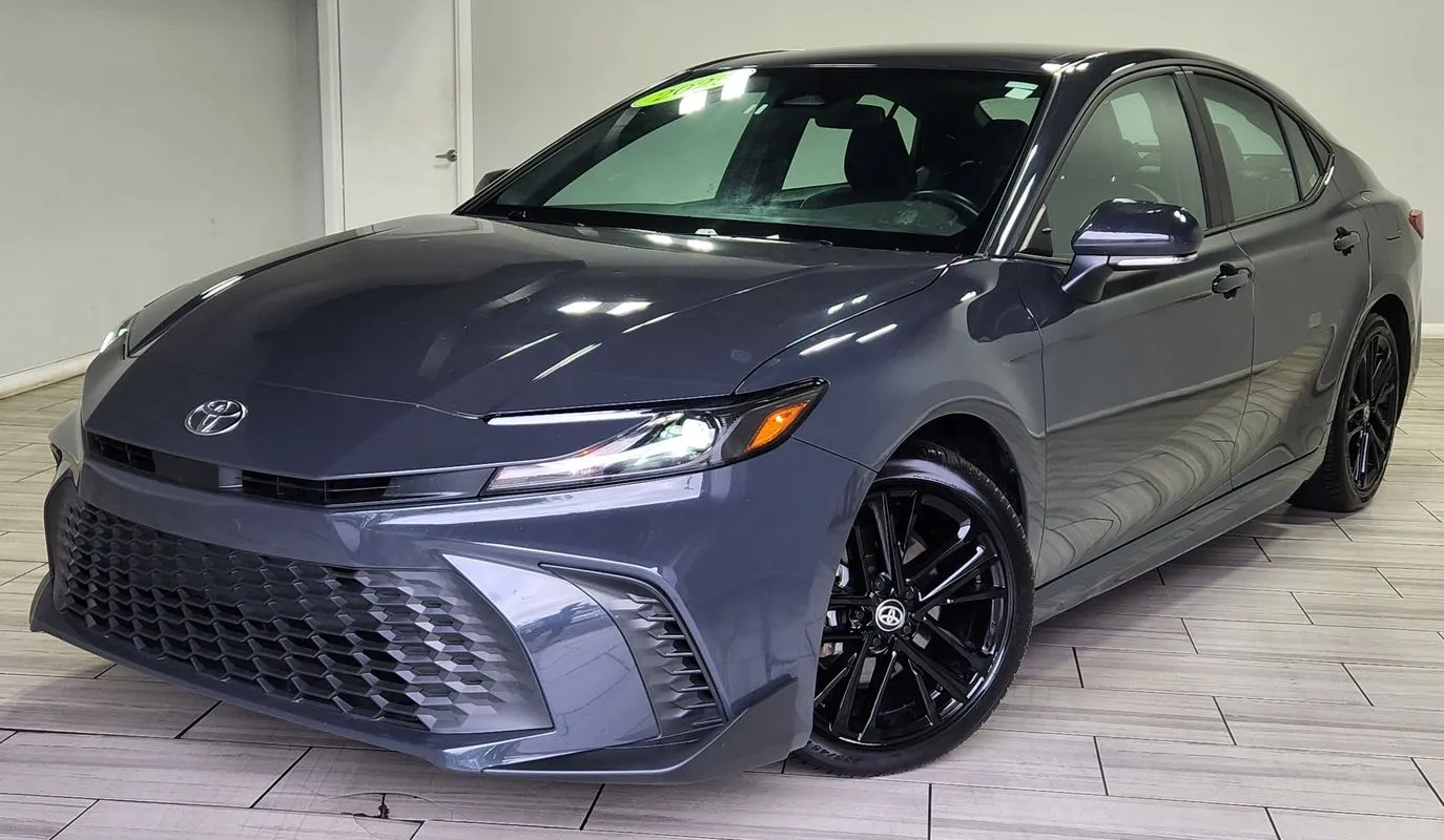 Black 2025 Toyota Camry SE for sale in Philadelphia, PA