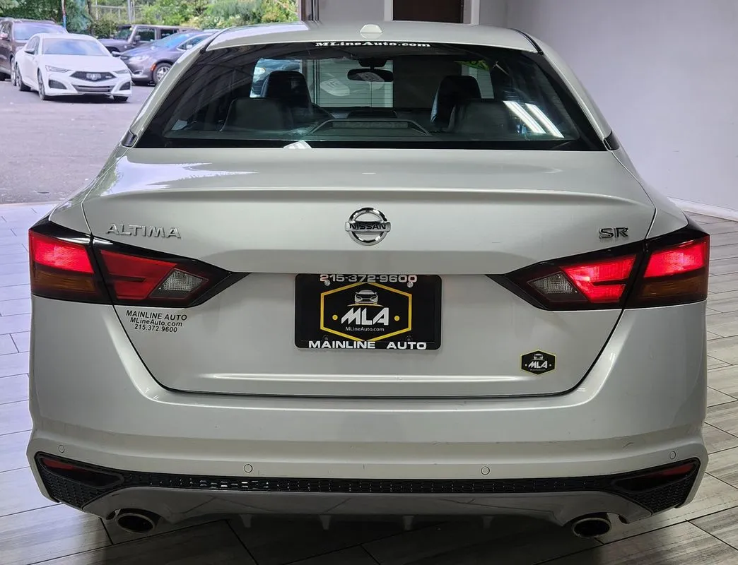 More photos of 2020 Nissan Altima SR FWD at Torresdale Ave, PA